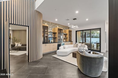 3135 E Palo Verde Dr, Phoenix, AZ 85016 - photo 6