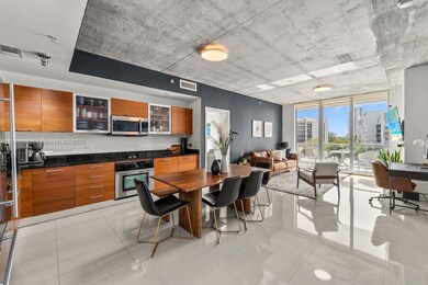 Two Midtown Miami Condominium unit H0402, Miami, FL 33137 - photo 4