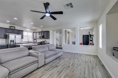 2929 Salado Creek Ave, North Las Vegas, NV 89081 - photo 4