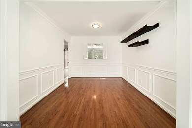 10 Hickory Hill Ct, Silver Spring, MD 20906 - photo 5