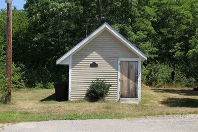 32 Squamscott Rd unit 4, Stratham, NH 03885 - photo 4