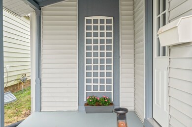 272 N Cherry St, Columbus, IN 47201 - photo 5