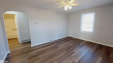 211 W 4th St, Red Oak, IA 51566 - photo 3