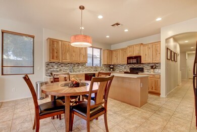 83 W Raven Dr-15
