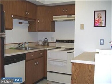 25021 Bennett Place unit 12, Southampton, PA 18966 - photo 7