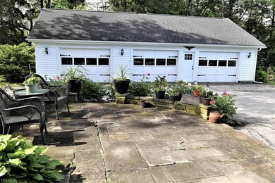 747 N Chillicothe Rd, Aurora, OH 44202 - photo 2