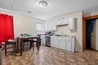 10 Lawnfair St, Worcester, MA 01602 - photo 6