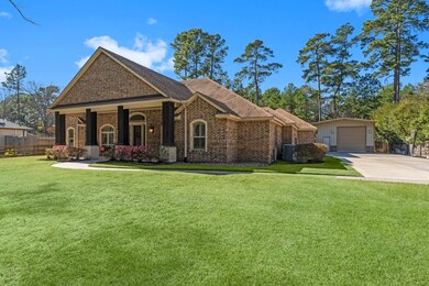 21 Creek Forest Ln, Conroe, TX 77384 - photo 2