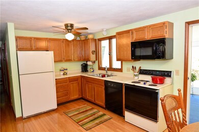 73 Quaker Ln, West Warwick, RI 02893 - photo 7