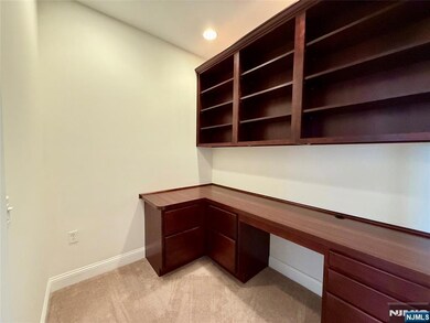 5314 Sanctuary Blvd unit 5314, Riverdale, NJ 07457 - photo 6