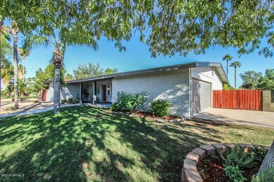 DRIVEWAY & RV GATE 2