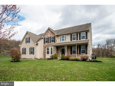 906 Nottingham Rd, Pottstown, PA 19465 - photo 2