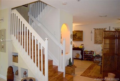 11052 NW 48th Ln, Doral, FL 33178 - photo 4