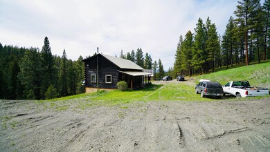 23682 Nans Rock Rd, Mount Vernon, OR 97865 - photo 6