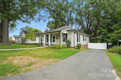 203 Allen St, Kannapolis, NC 28083 - photo 4