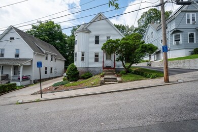 3 Arbor Vitae St, Worcester, MA 01603 - photo 2