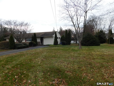 360 Narrow Ln, Orange, CT 06477 - photo 4