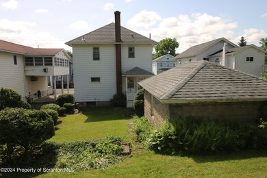 967 Wheeler Ave, Scranton, PA 18510 - photo 4