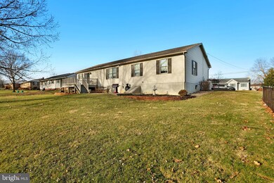 1540 Brenda Dr, Greencastle, PA 17225 - photo 6