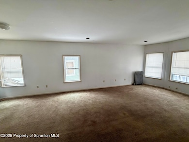 818 W Locust St unit 820, Scranton, PA 18504 - photo 4