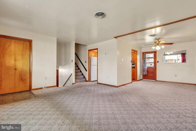 1 Hahn Cir, Walkersville, MD 21793 - photo 5