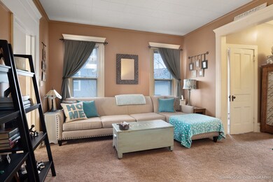 19 S Van Buren St, Batavia, IL 60510 - photo 3