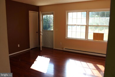 8215 Heather Ln, Rixeyville, VA 22737 - photo 4