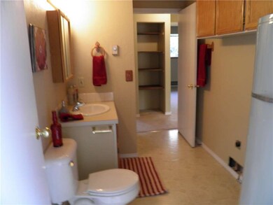 311 N Keller Ave, East Wenatchee, WA 98802 - photo 7