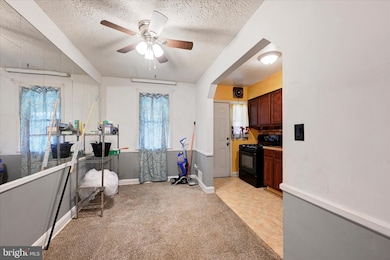 2836 Edgecombe Cir S, Baltimore, MD 21215 - photo 4