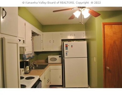 209 25th St, Dunbar, WV 25064 - photo 7