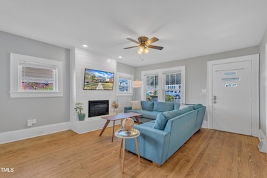 602 Dunbar St, Durham, NC 27701 - photo 2