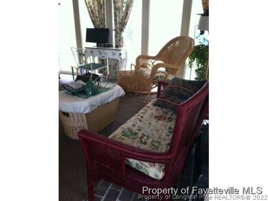 574 Milden Rd, Fayetteville, NC 28314 - photo 5