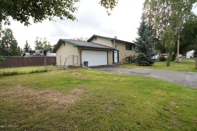 1967 Bartlett Dr, Anchorage, AK 99507 - photo 7