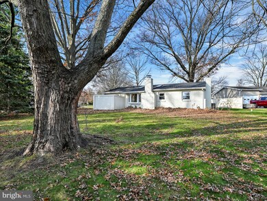 157 Manor Church Rd, Columbia, PA 17512 - photo 3