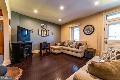 323 State St, East Greenville, PA 18041 - photo 2