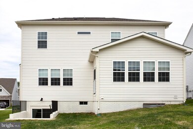 2067 LOT#1083 Armstrong Terrace unit POWELL, Jeffersonton, VA 22724 - photo 2