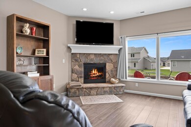 13507 Pommel Cove, Grabill, IN 46741 - photo 7