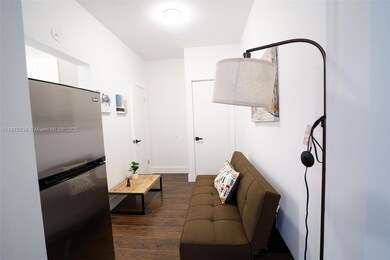 444 Ponce de Leon Blvd unit 7, Coral Gables, FL 33134 - photo 5