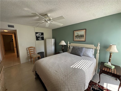 835 18th St unit 310, Vero Beach, FL 32960 - photo 6