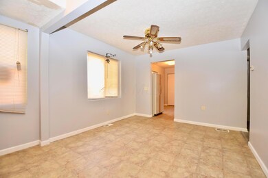 Downstairs Unit Eating Area