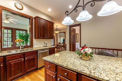 7599 N. Goodrich Sq. -16