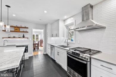 514 Murdock Rd, Baltimore, MD 21212 - photo 2