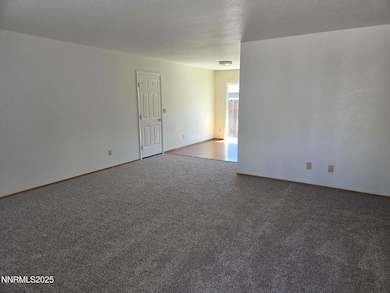 507 Travis Dr greatroom