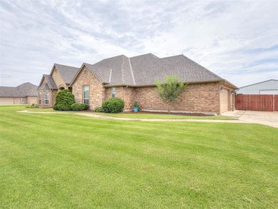 4624 Crestmere Ln, Edmond, OK 73025 - photo 5