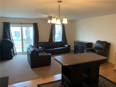 1610 Graycoach Ln unit 1610, Cranston, RI 02920 - photo 3