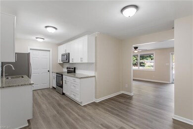 107 Hermitage Rd, Newport News, VA 23606 - photo 7