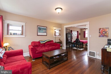 100 Whitman Ave, Collingswood, NJ 08108 - photo 4