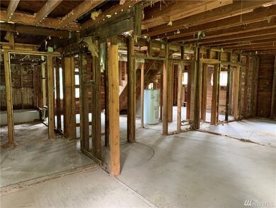 2394 Hunt St, Raymond, WA 98577 - photo 5