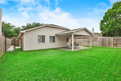 32323 Golden Oak Park Ln, Conroe, TX 77385 - photo 4