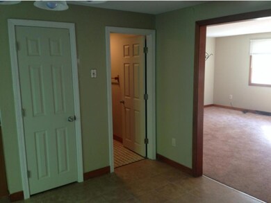 18 Chagnon Ln unit 18A, Hudson, NH 03051 - photo 6